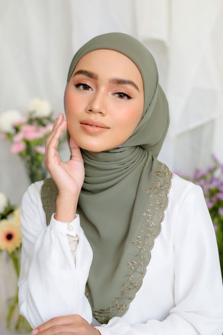 (AS-IS) Salma Bawal Sulam in Clay